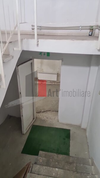 Piatra Neamt, spatiu comercial de inchiriat in zona Pietei Centrale